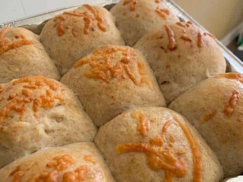 easy whole-grain cheddar rolls